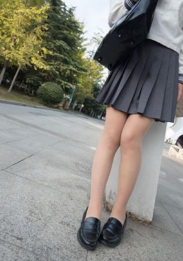 91在线老师啪国自产-国产不卡未删减完整版
