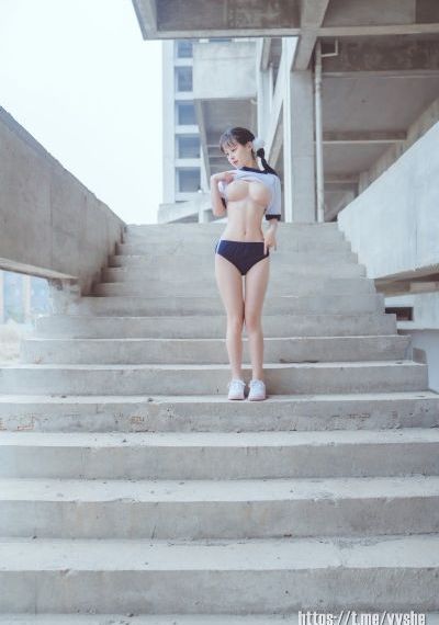精品少妇人妻aⅤ免费久久洗澡-不卡美剧在线完整观看