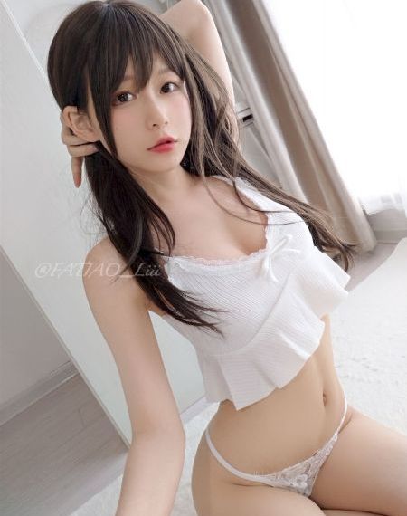 年轻的美少妇偷情被儿子发现-未删减版超清在线观看