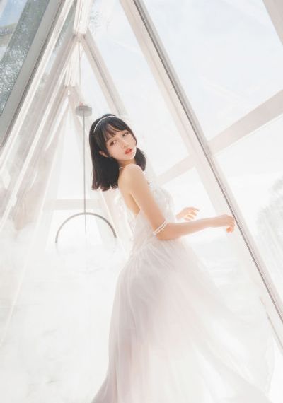 推高她的裙子挺身而入总裁-精品电影免费在线
