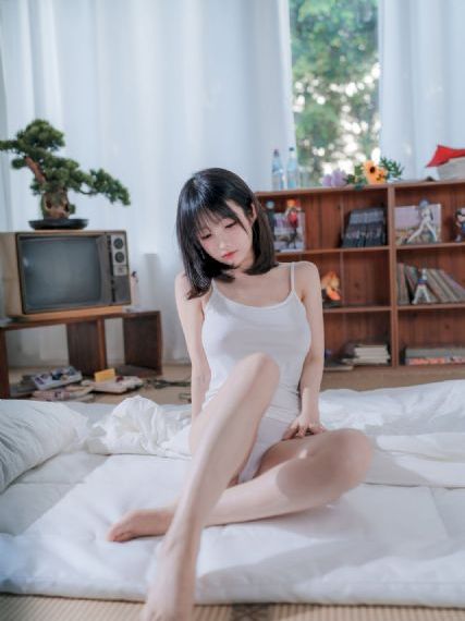 国产性一乱一性一伧-加长版电影无删减版
