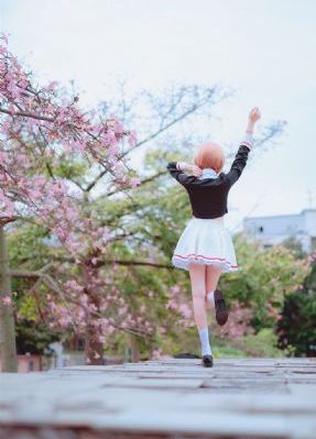 3D与性感小魅魔同居-超清版日本成人在线